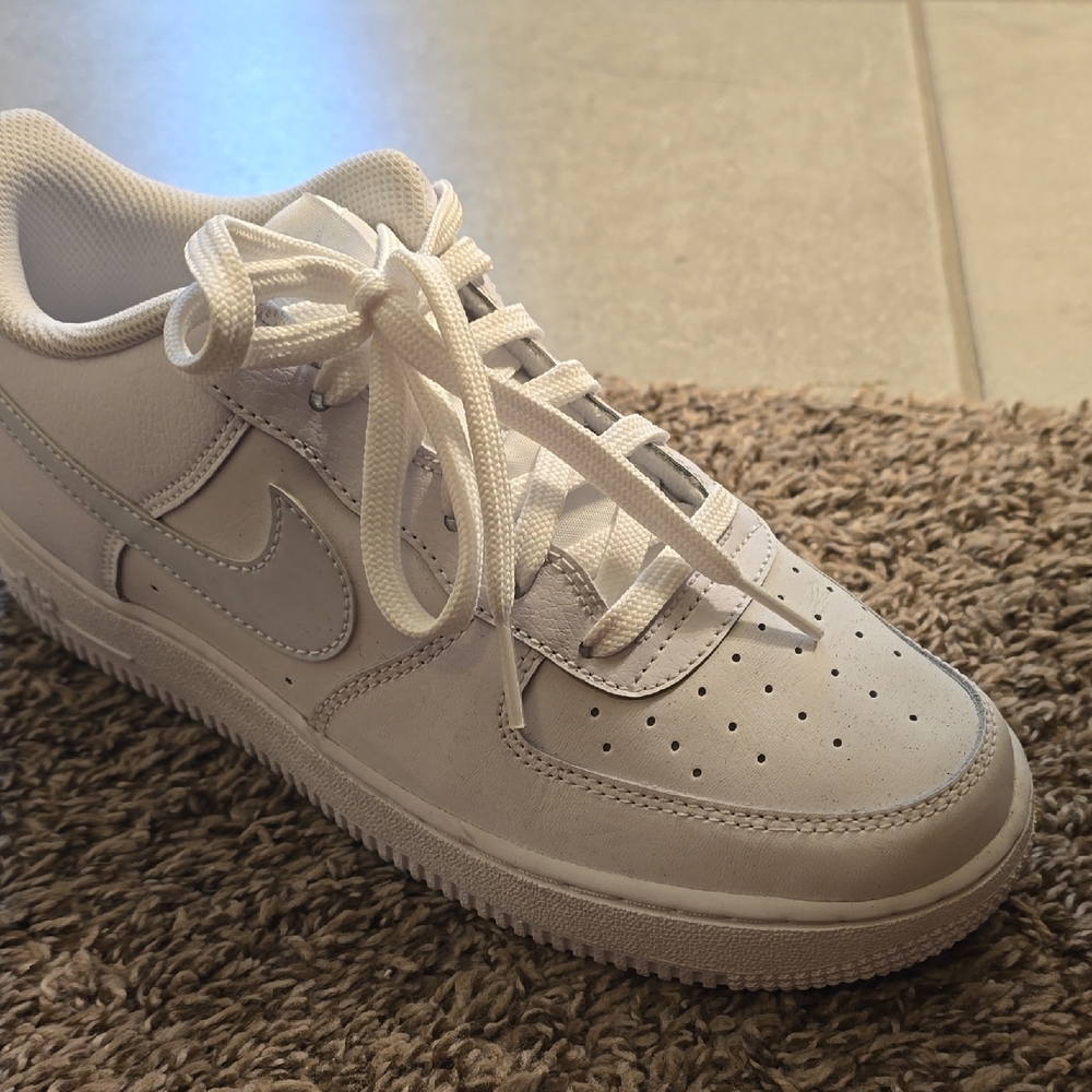 Nike Air Force 1 Low Triple White Sneakers